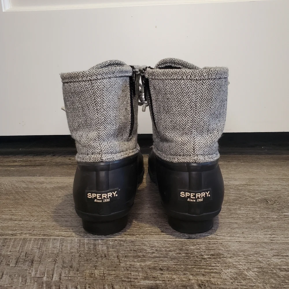 Sperry Black and Gray Kids Rain & Snow Boots - Picture 4 of 9